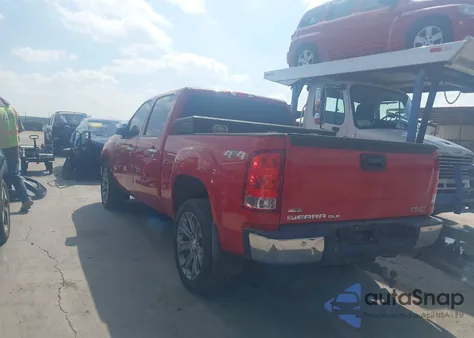 2011 GMC Sierra 1500 Sle z USA, uszkodzony, nr VIN 3GTU2VE28BG259711